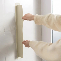 SPLASH GUARD FOR KITCHEN SINK & COUNTERTOP